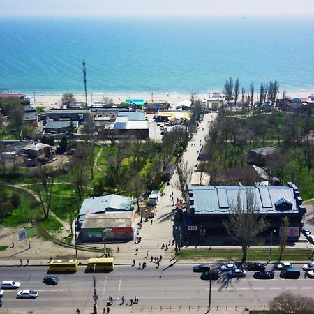 Flat At Luzanovka Apartamento Odesa Exterior foto