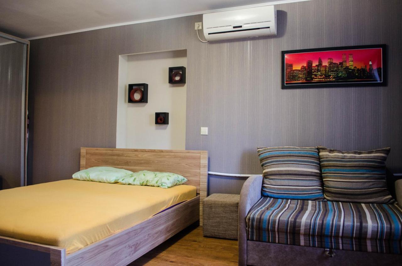 Flat At Luzanovka Apartamento Odesa Exterior foto